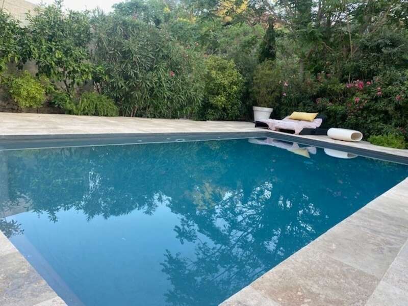 Maison à MARSEILLE-7E