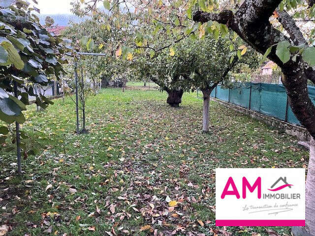 Terrain à SOULTZ-HAUT-RHIN