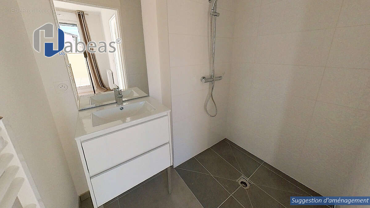 Appartement à CRAPONNE