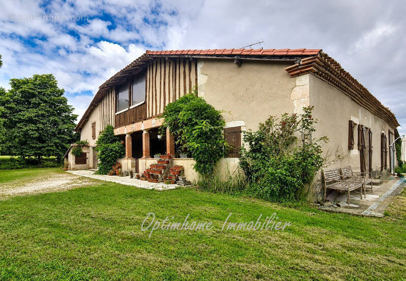 Maison à LAVIT