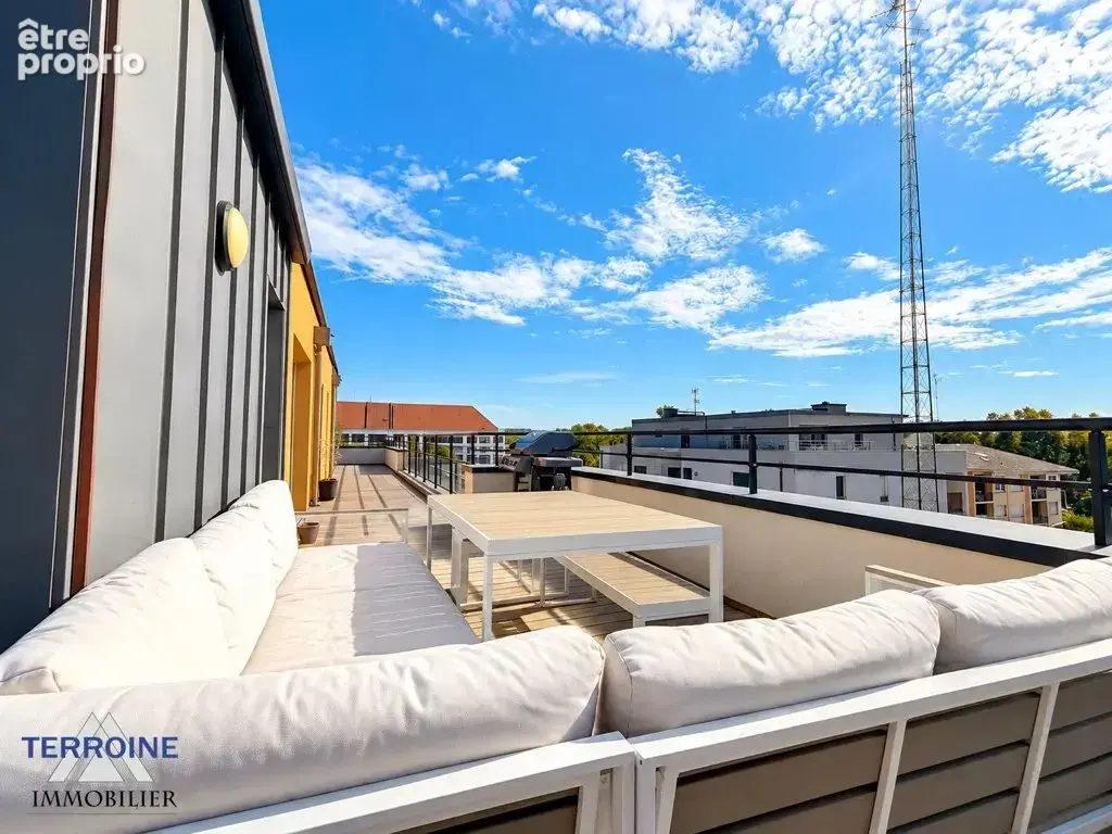 STRASBOURG :  ATTIQUE 4 pièces - Terrasse - Garage - Parking - photo 9