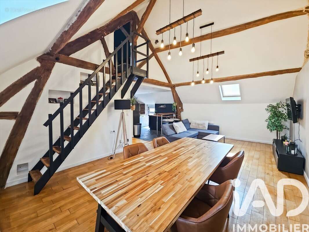 Photo 2 - Appartement à GRISY-SUISNES
