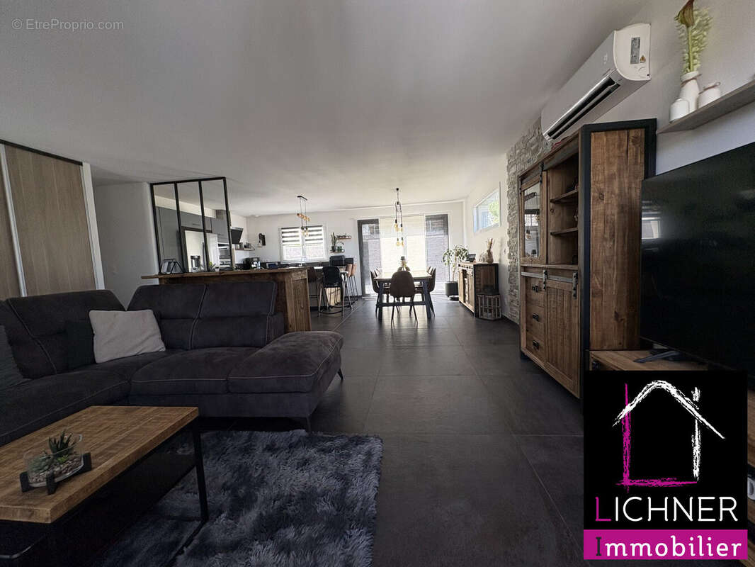 Maison à LACHAMBRE