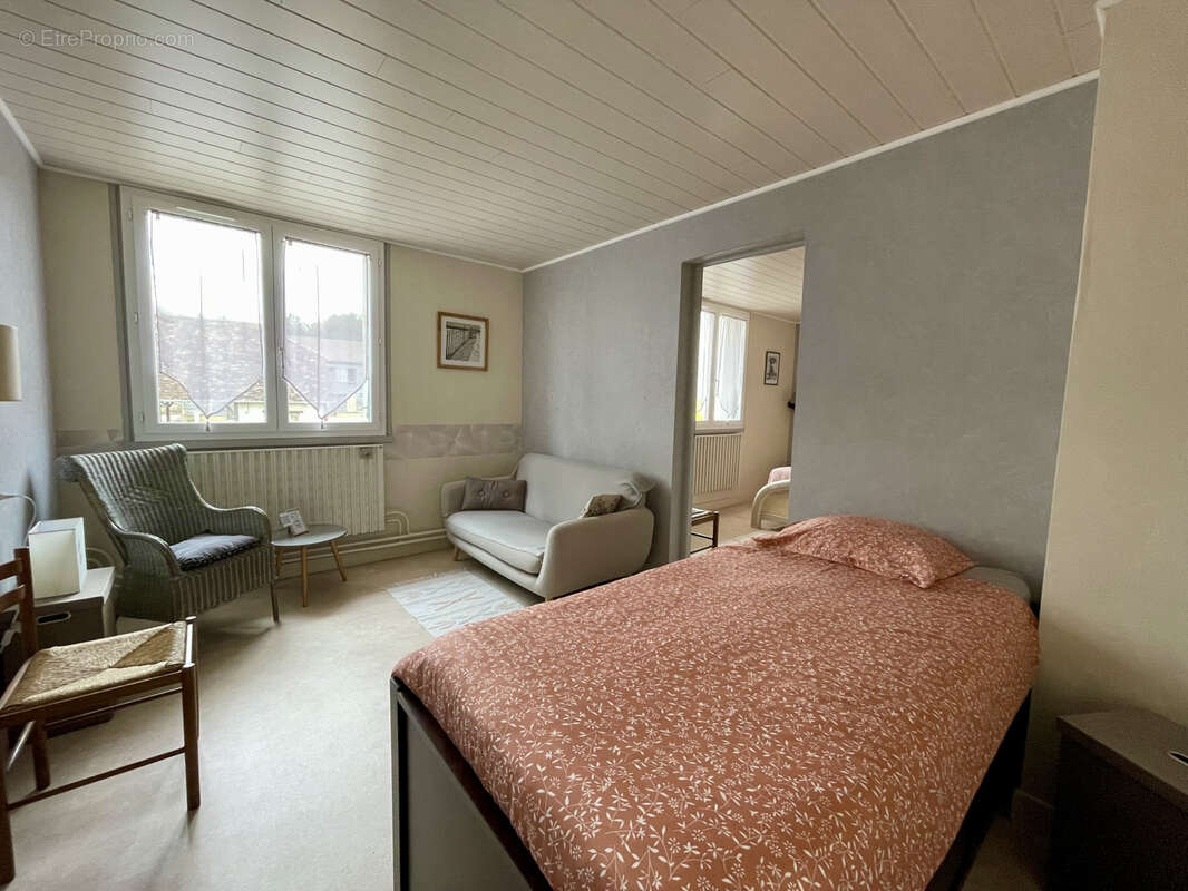 Maison à CHAVANGES