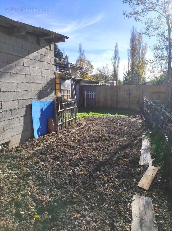 Maison à LISLE-SUR-TARN