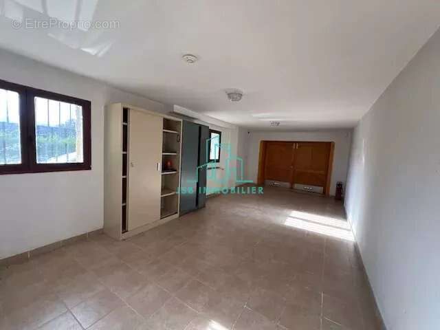 Maison à CHALLES-LES-EAUX