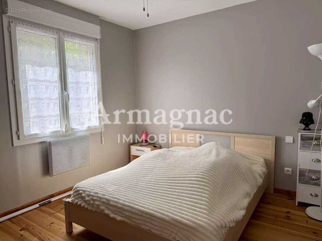 Maison à LANNEPAX