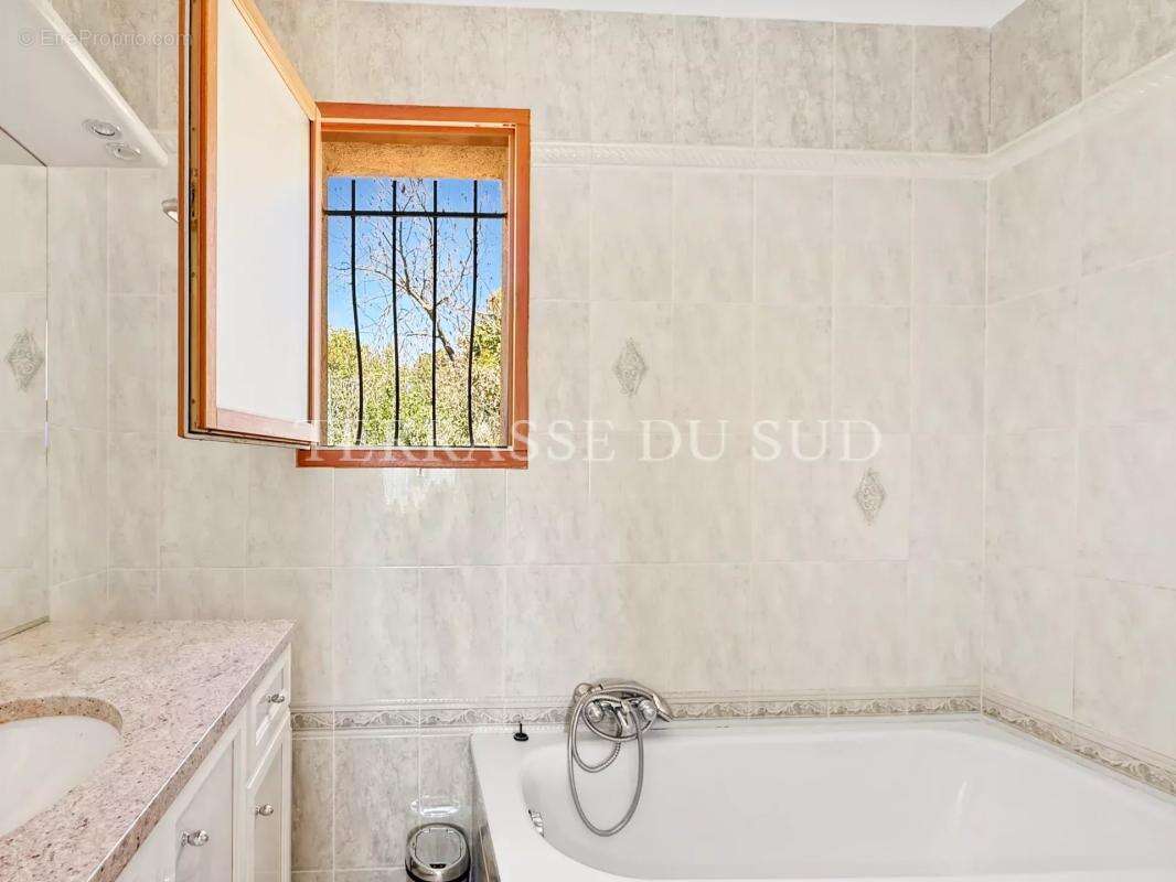 Maison à MARSEILLE-12E