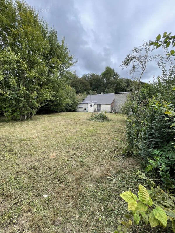 Maison à SAINT-REMY-CHAUSSEE