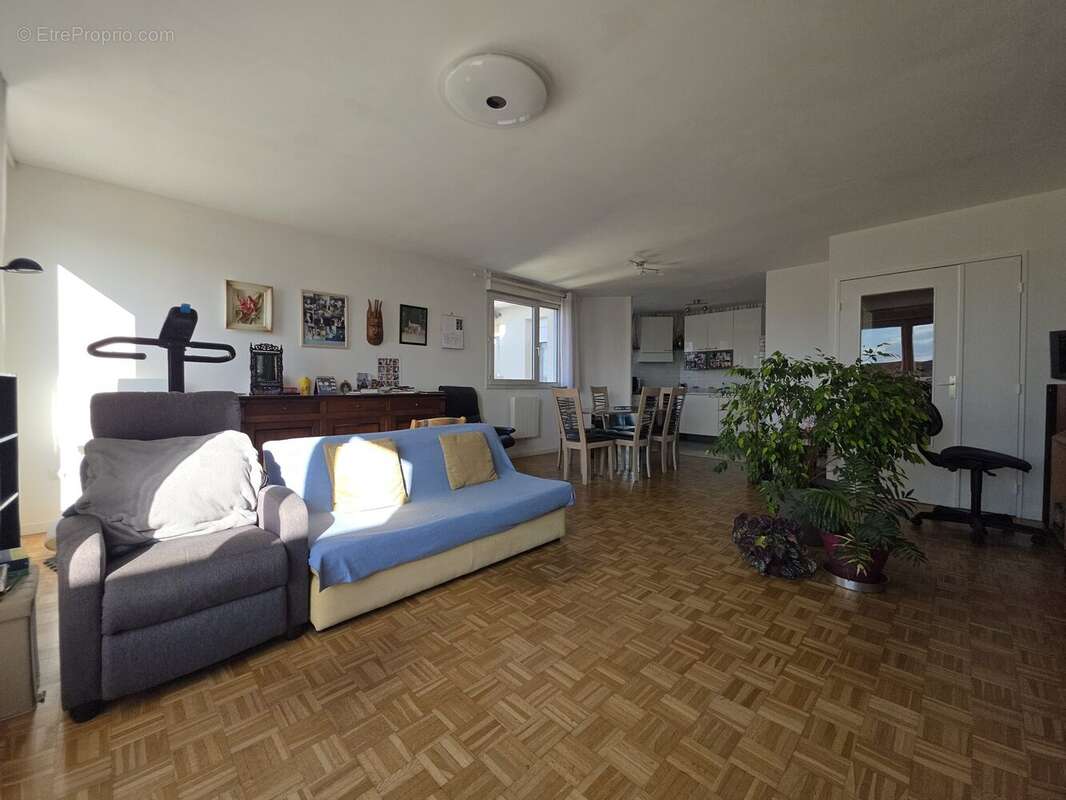 Appartement à VILLEURBANNE