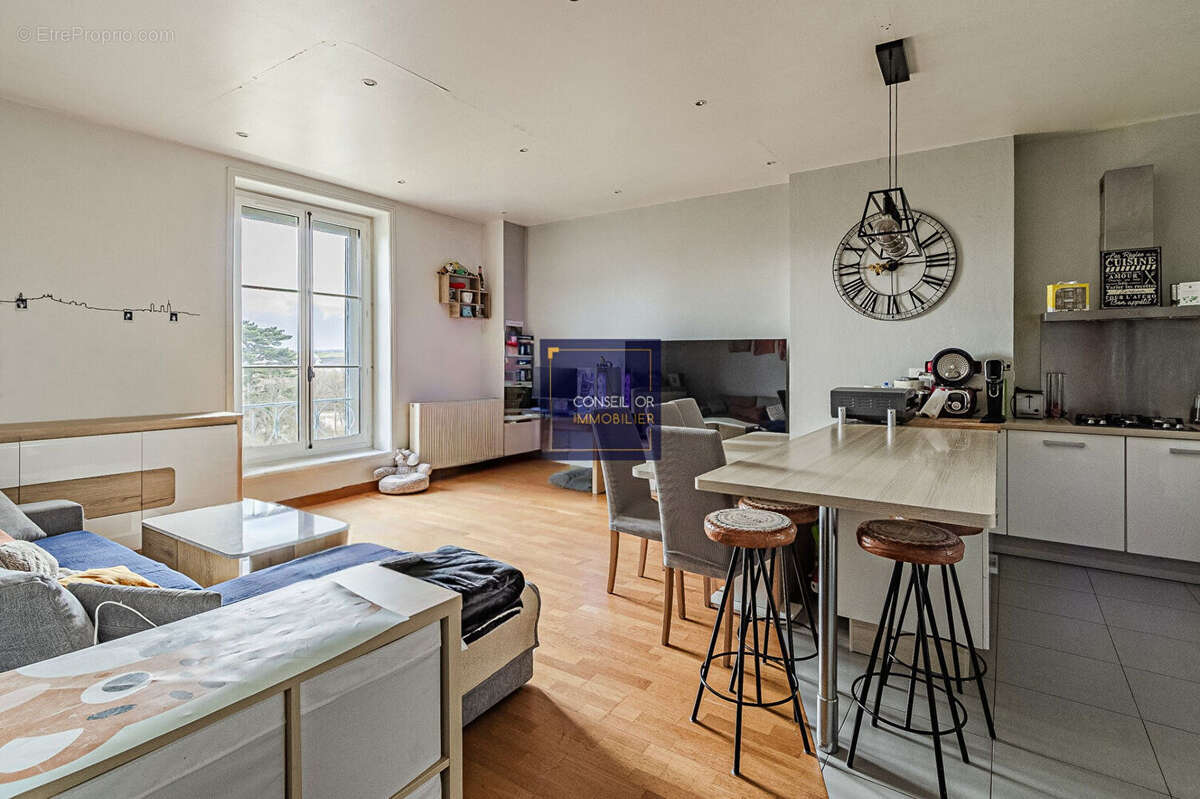 Appartement à IRIGNY