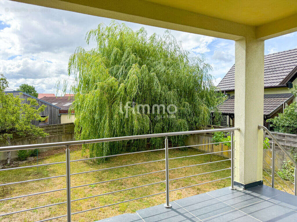 Maison bi-famille de 155m² sur 6,70 ares en quartier résidentiel - photo 11