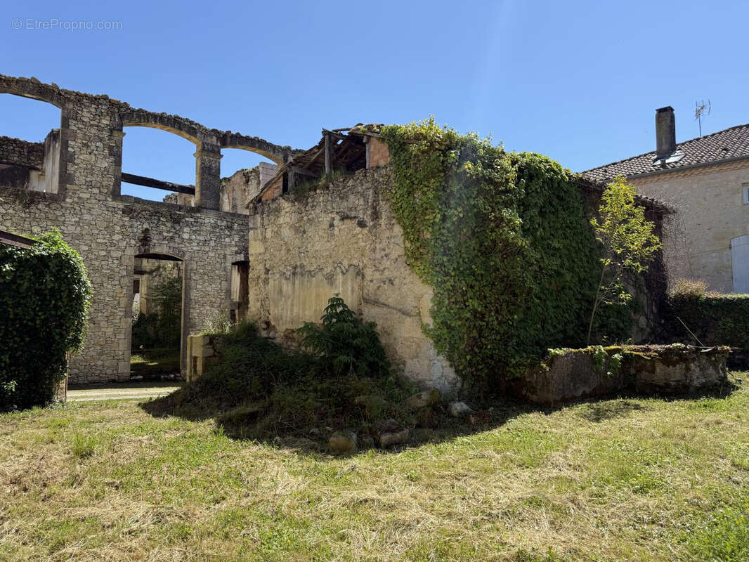 Maison à SAINT-PUY