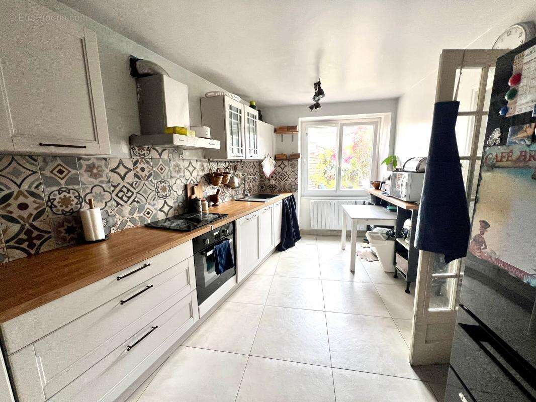 Maison à CHAMPAGNE-SUR-OISE