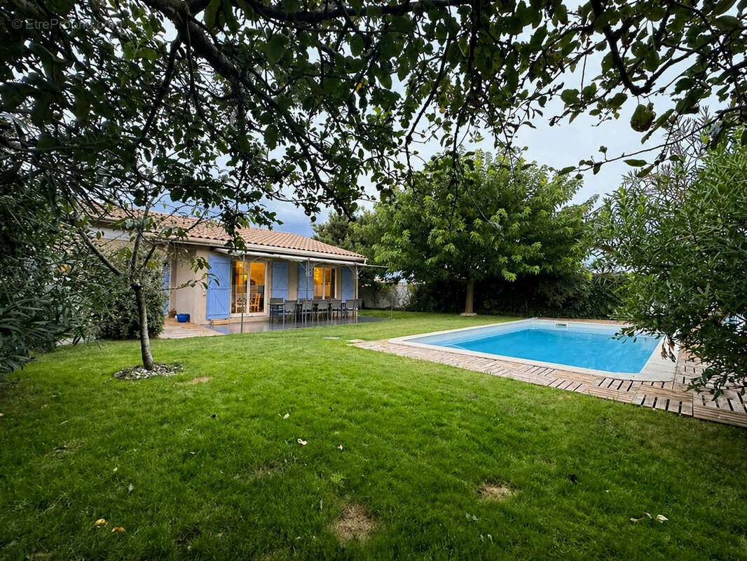 Maison à FROUZINS