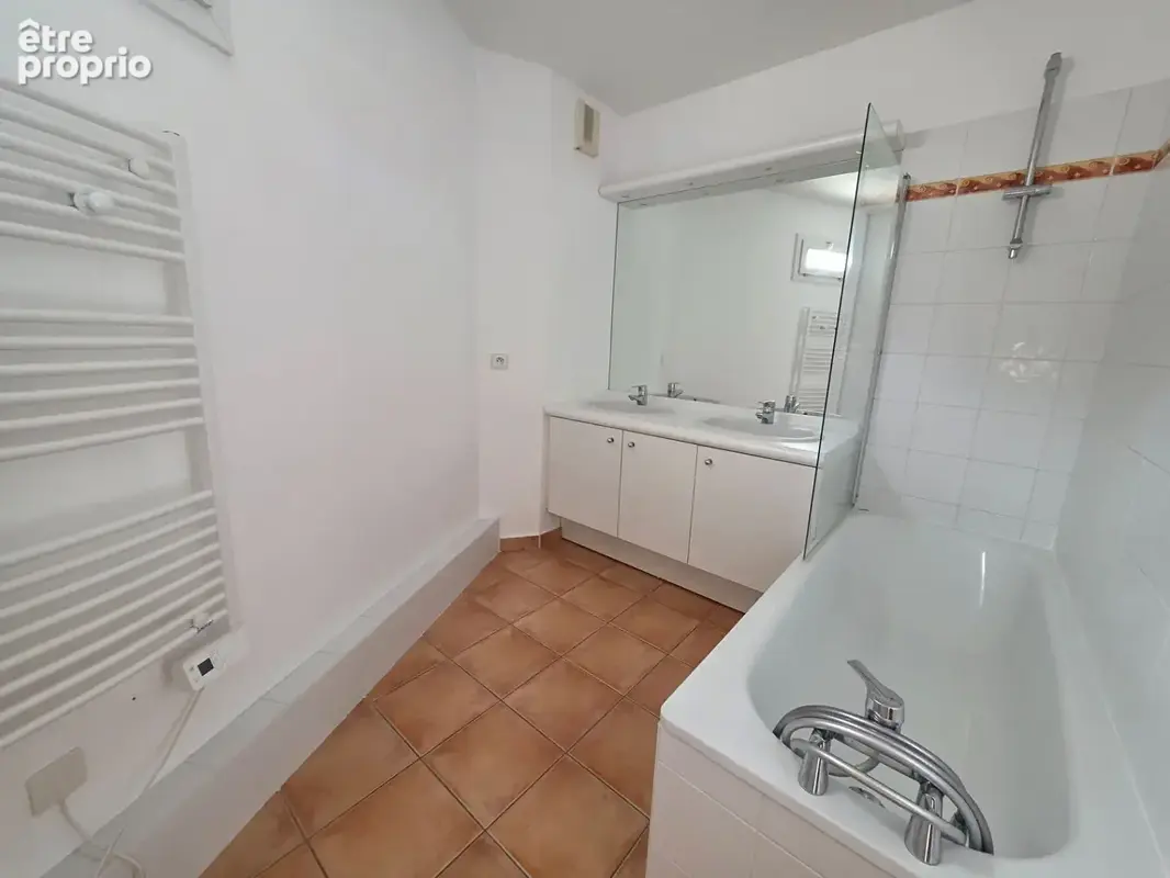 Exclusivite center immobilier - beau 3 pieces hyper centre - photo 7