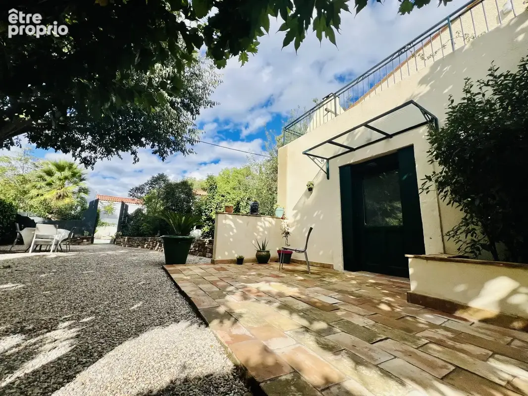 Maison R+1 de 178m2 avec studio et piscine sur un terrain de 562m2 - photo 7