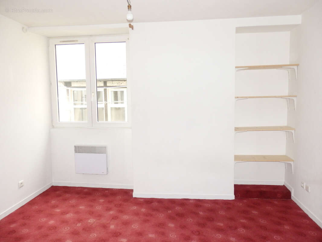 Appartement à LA CHARITE-SUR-LOIRE