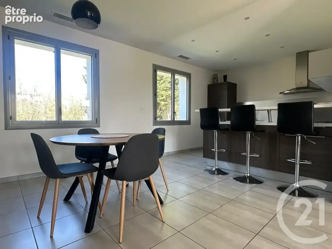 Maison 150 m² à Pourrieres  - photo 5