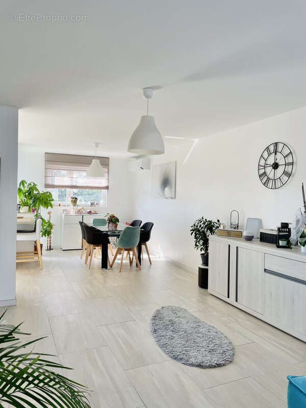 NIEDERHAUSBERGEN   COUP DE CŒUR ! Maison contemporaine 4/5 pièces   121 m2   Jardin   Terrasses   Garage doubl - photo 11