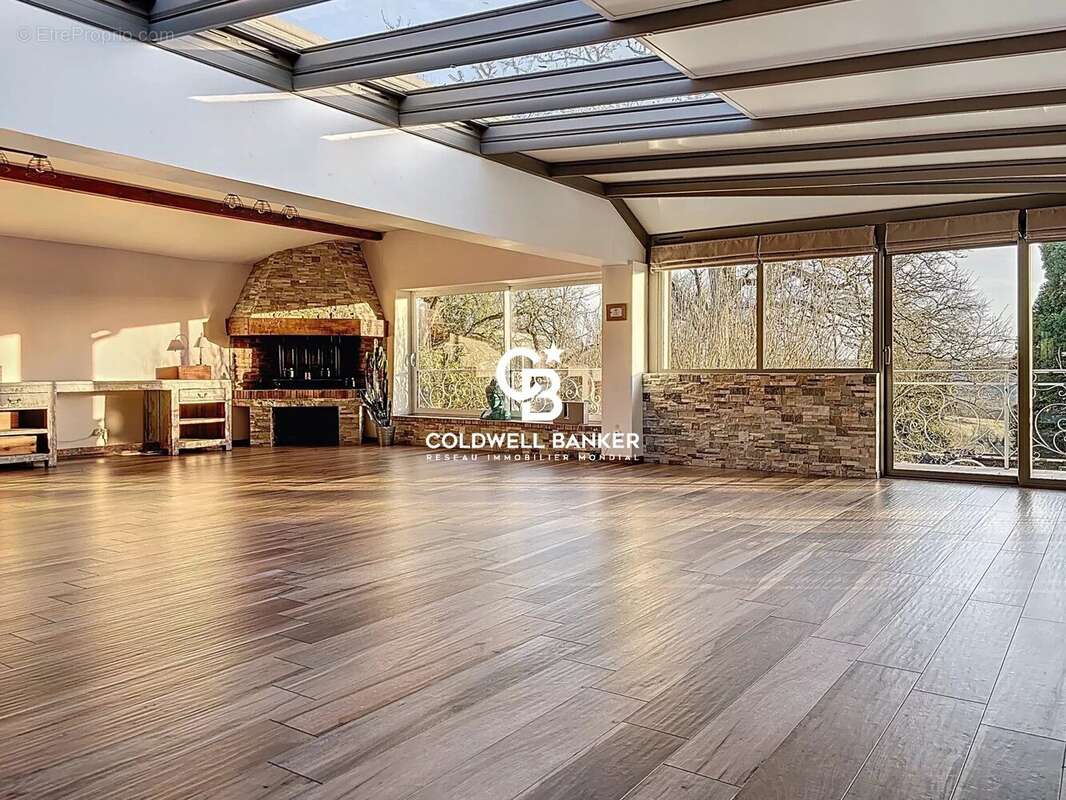 Maison à ORLY-SUR-MORIN