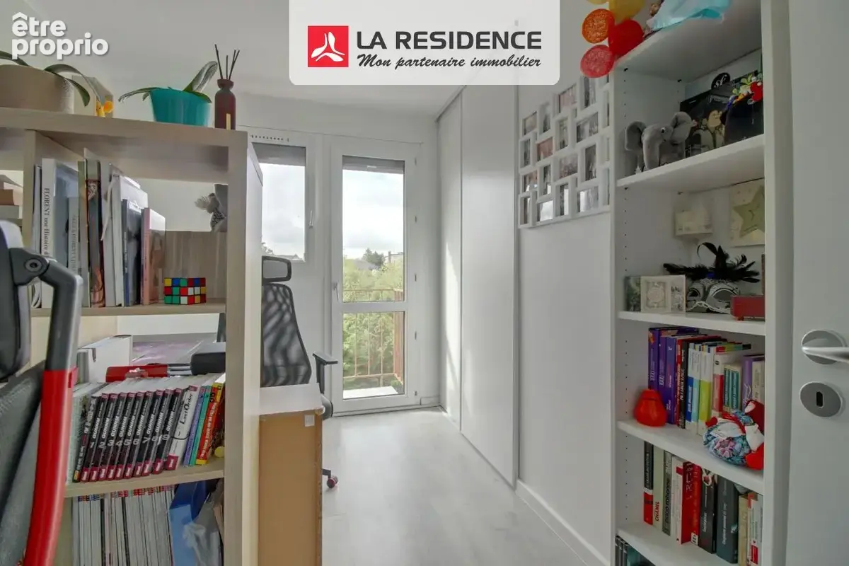 Appartement 4 pièces 64 m² à vendre à Poissy (78300) - photo 7