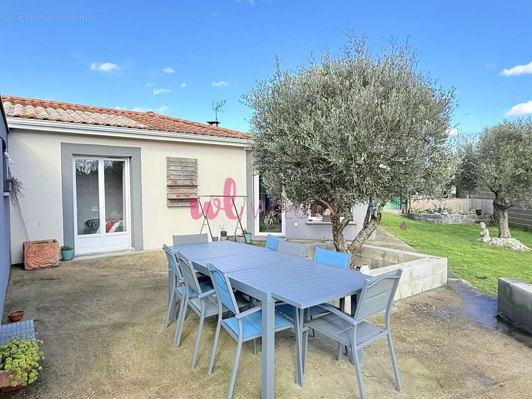 Maison à POUYDESSEAUX