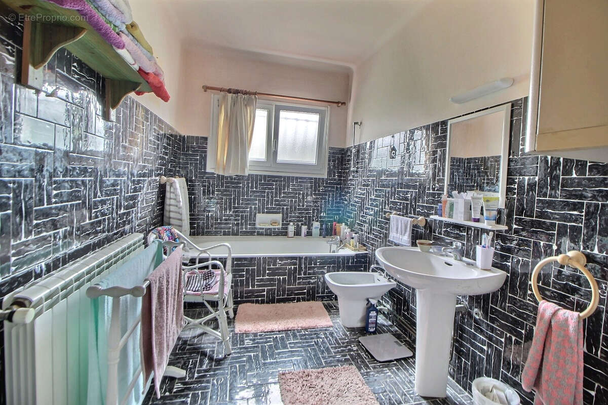 Maison à TRANS-EN-PROVENCE