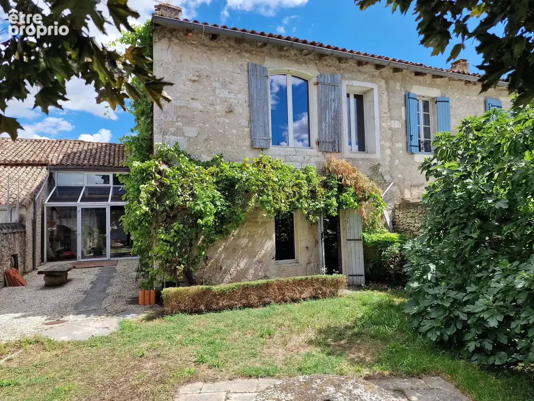 Maison à EYMET