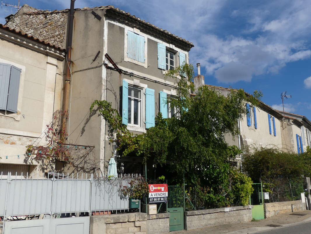 Mouriès (13) : Maison de village spacieuse sur 3 niveaux - photo 20