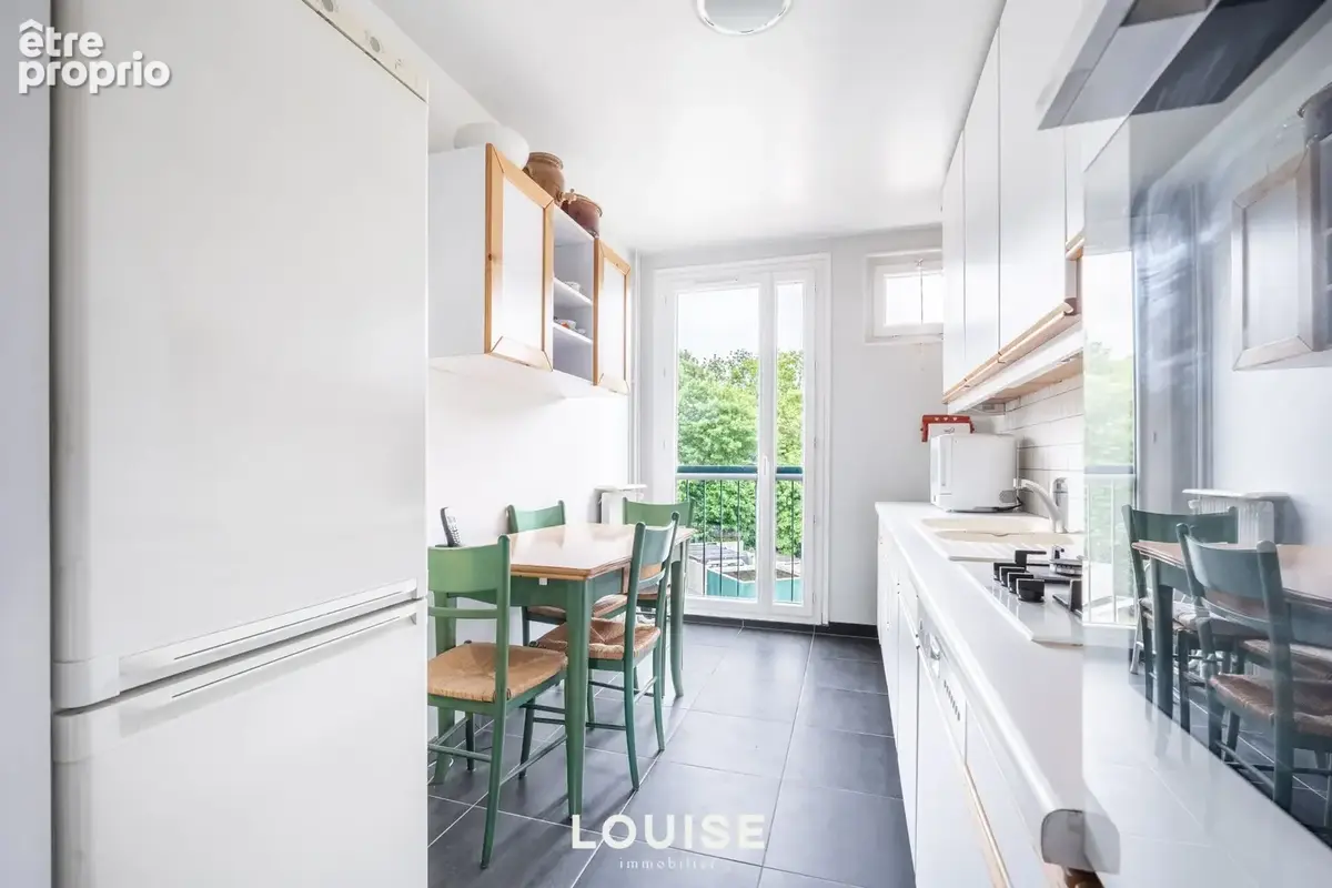 Appartement 93 m² à Chaville  - photo 4