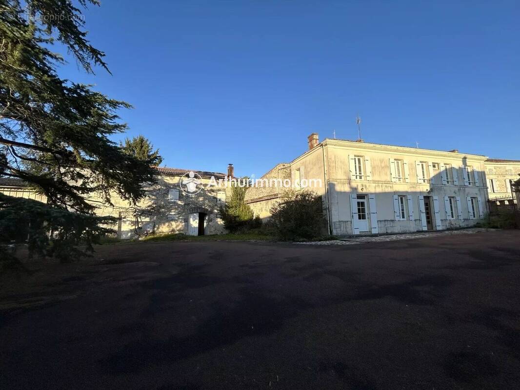 Maison à VERVANT