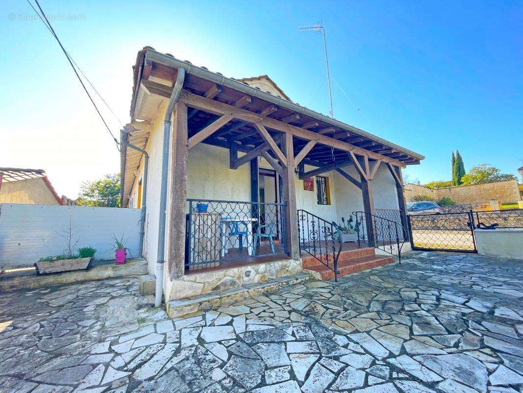 Maison à VILLAMBLARD