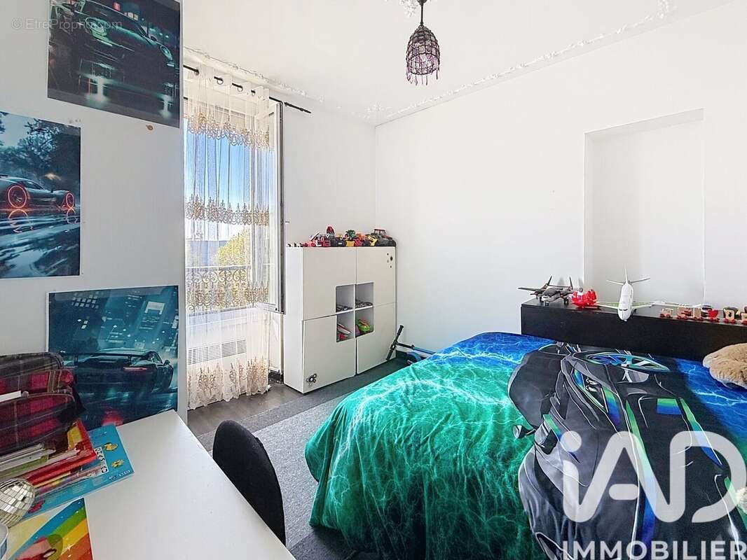 Photo 5 - Appartement à VILLENEUVE-SAINT-GEORGES