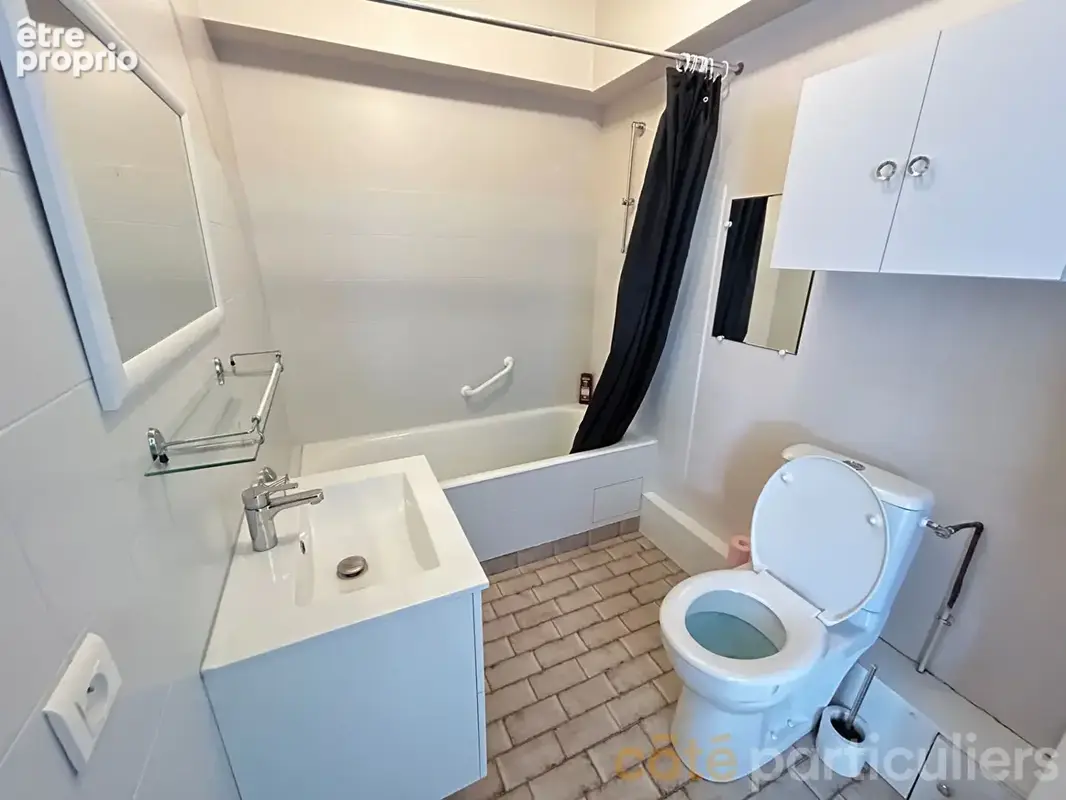 Studio lumineux avec balcon Centre-ville de Saint-Amand-Montrond - photo 5