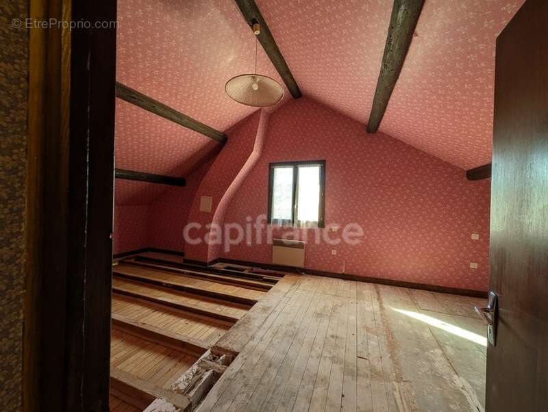 Maison à LONS-LE-SAUNIER