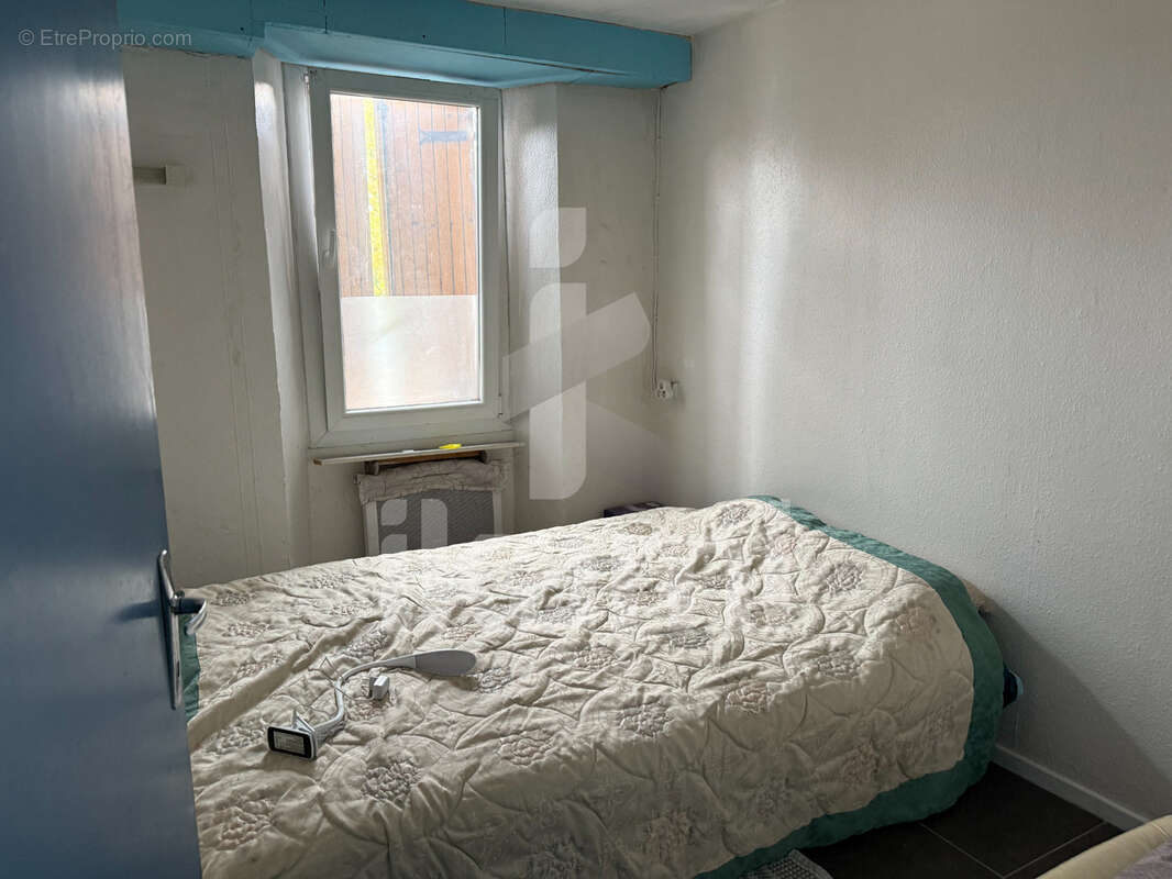 Appartement à CHATEAUNEUF-GRASSE