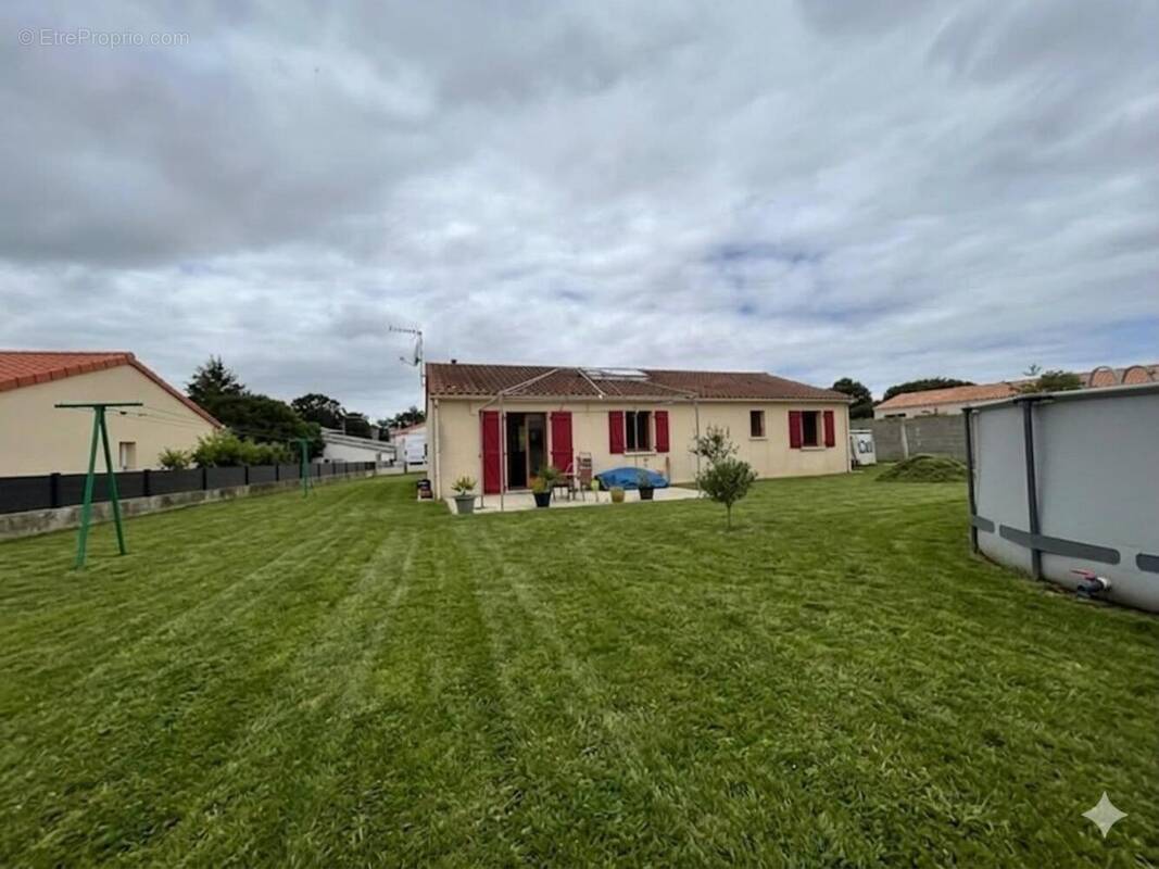 Photo 1 - Maison à SAINT-AMAND-SUR-SEVRE