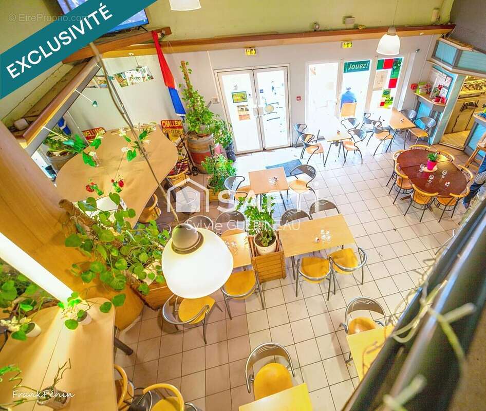 Photo 4 - Commerce à DAX