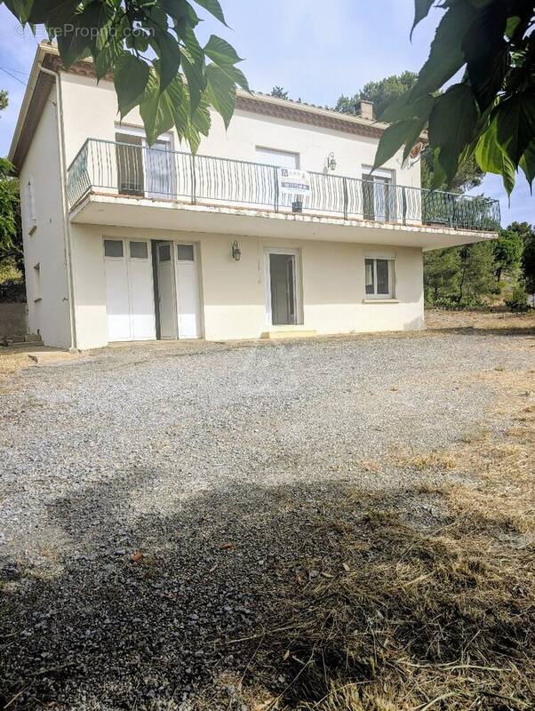 Maison à MONTREDON-DES-CORBIERES