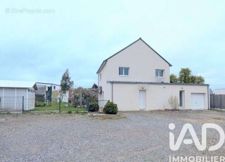 Photo 4 - Maison à TINTENIAC
