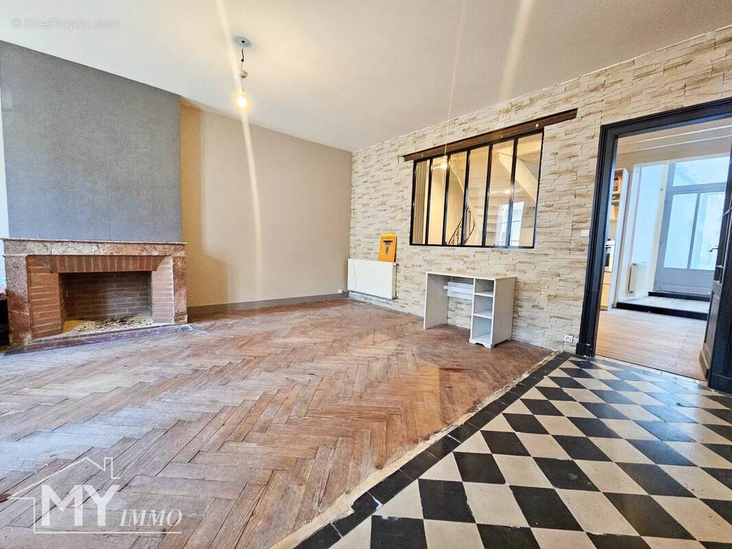 Maison à CASTILLON-LA-BATAILLE