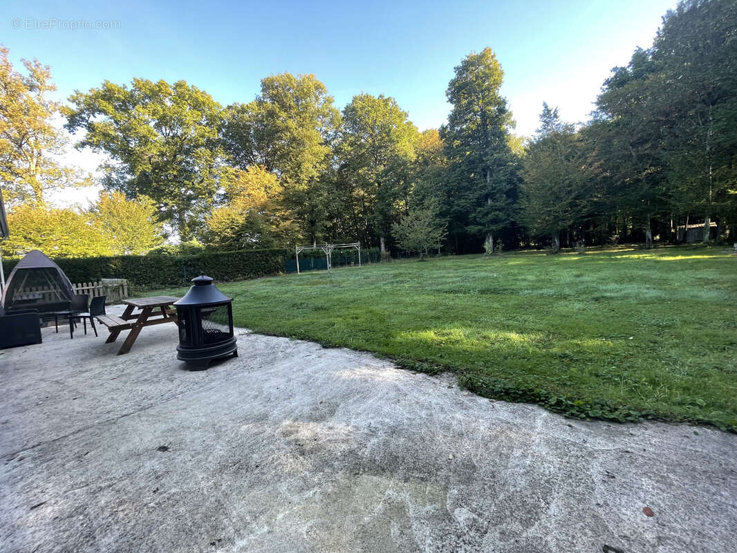 Maison à LA SELLE-EN-HERMOY