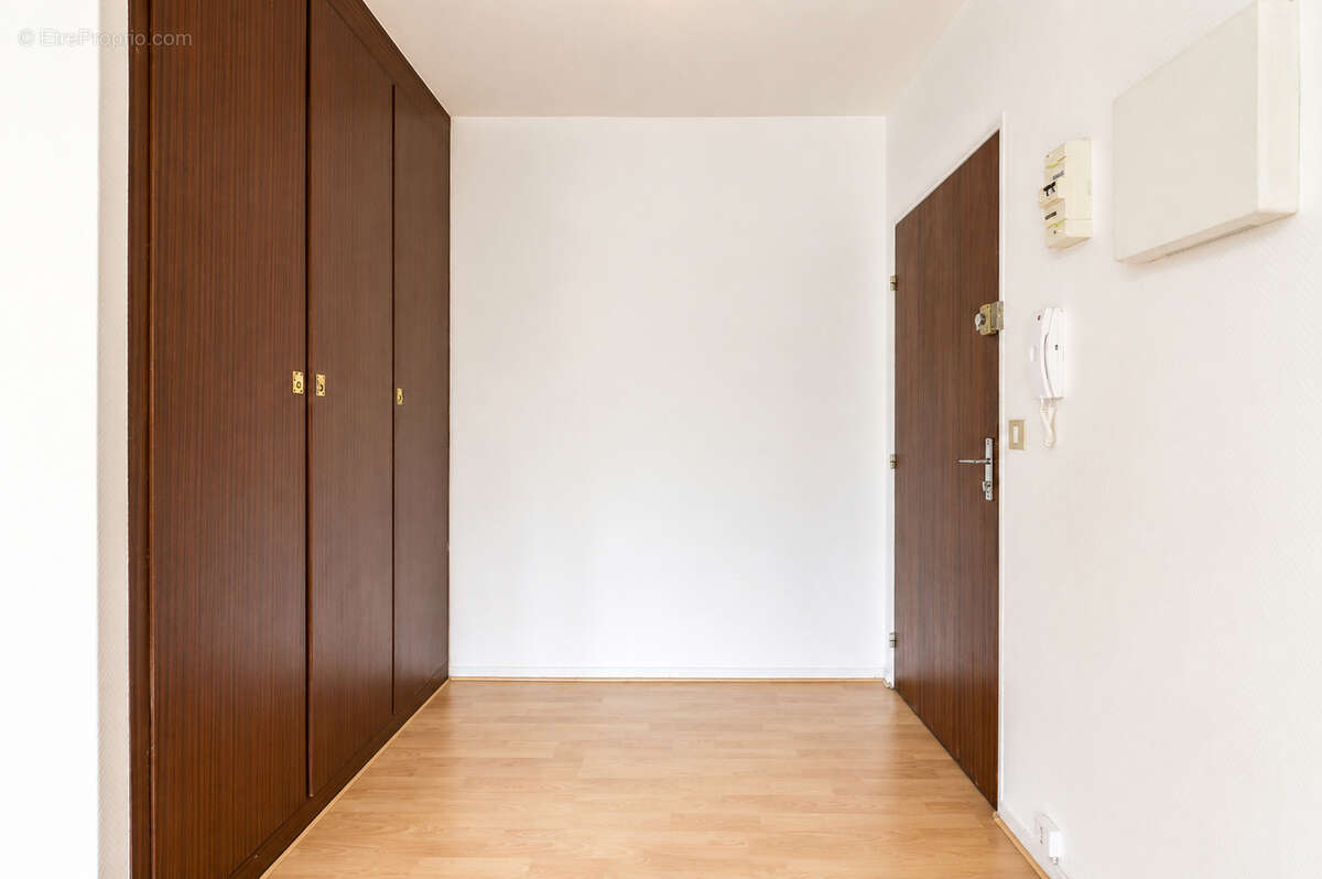 Appartement à MAREIL-MARLY