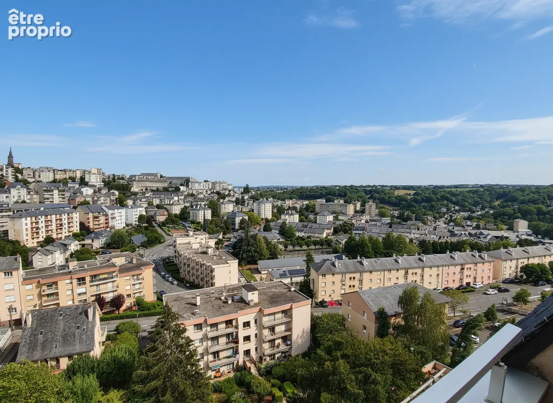 Dernier étage, T3bis, T2 - terrasse - garage - Rodez - cave - photo 6