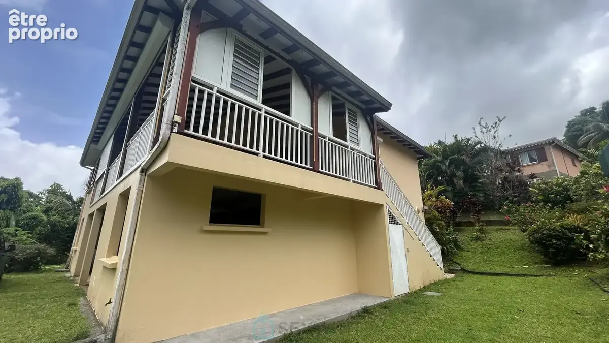 Maison 4 pièces 97 m² à vendre à Le Robert (97231) - photo 2