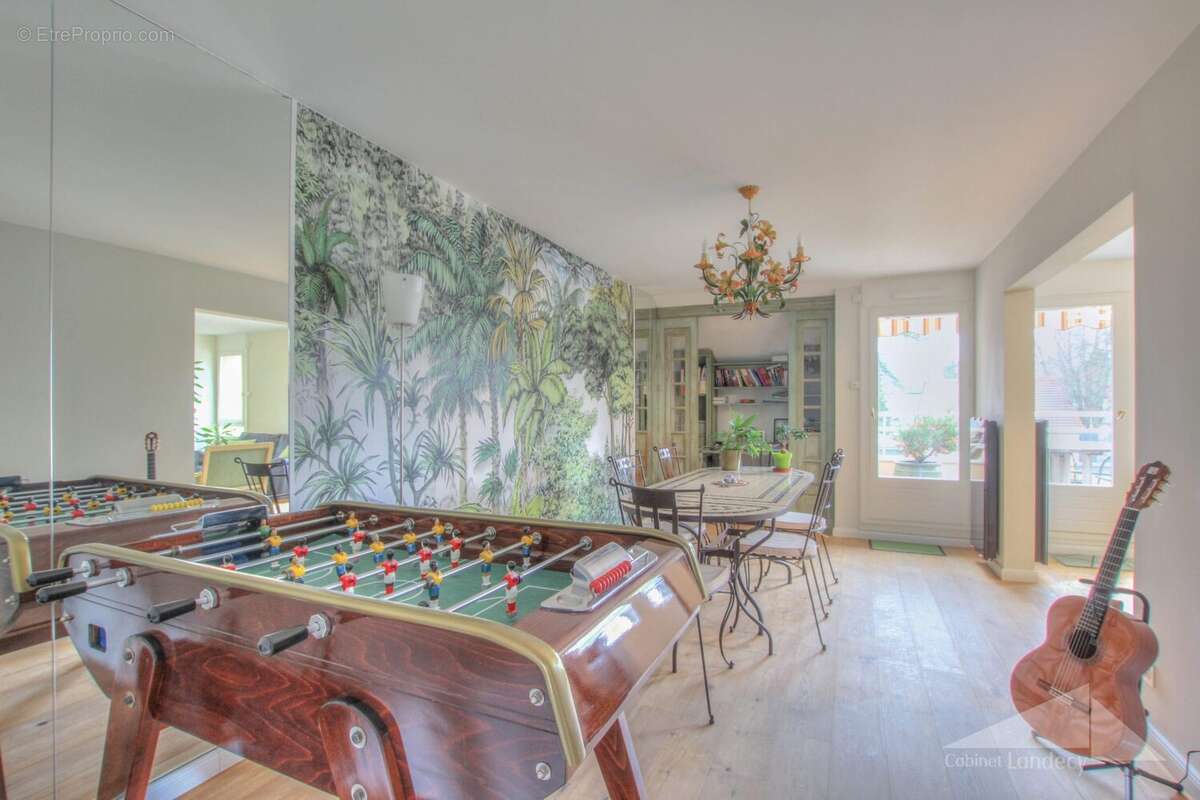 Appartement à FERNEY-VOLTAIRE