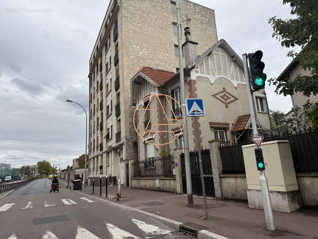 Appartement à SAINT-MAUR-DES-FOSSES