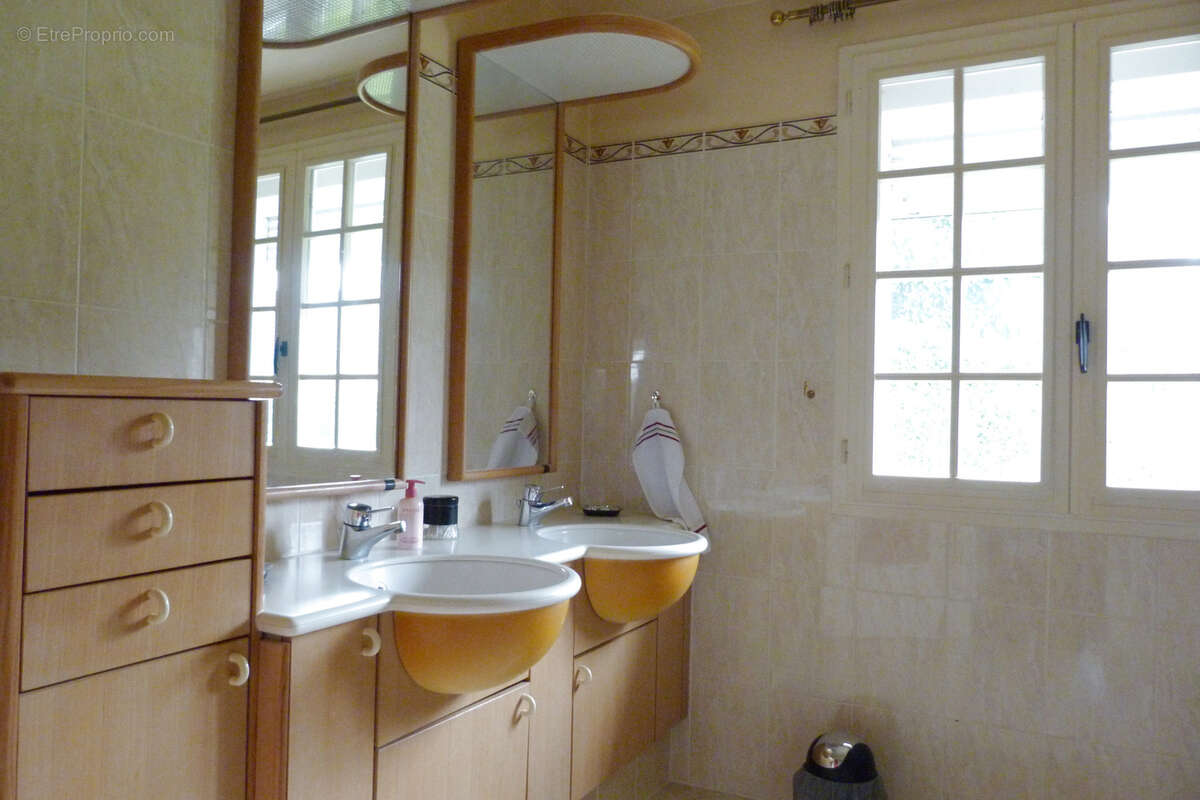 Maison à LA BOUILLE