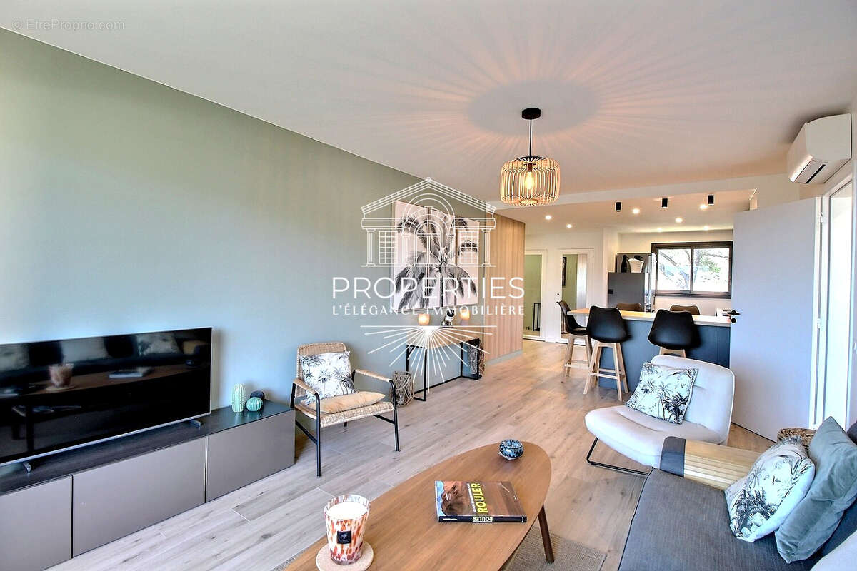 Appartement à LE LAVANDOU
